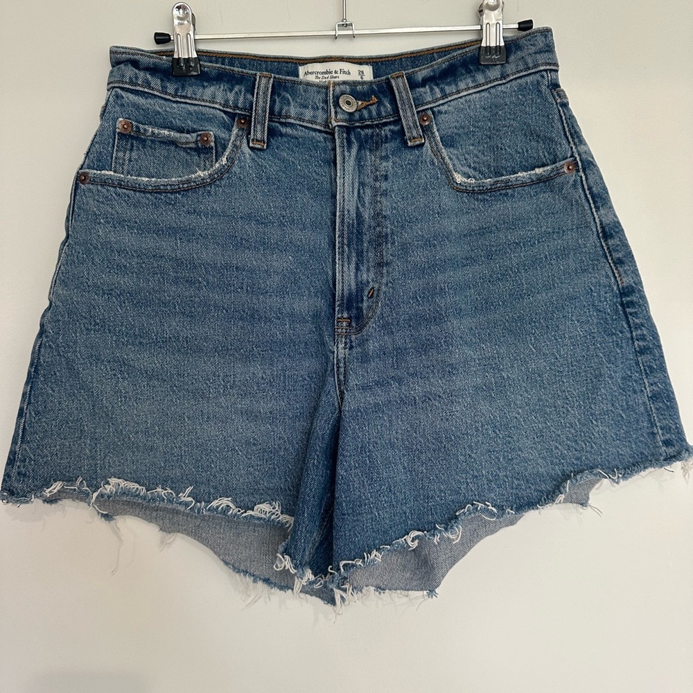 Abercrombie Curve Love Midi Shorts